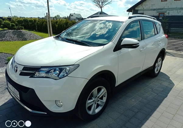 Toyota RAV4 cena 49900 przebieg: 104500, rok produkcji 2013 z Toruń małe 37